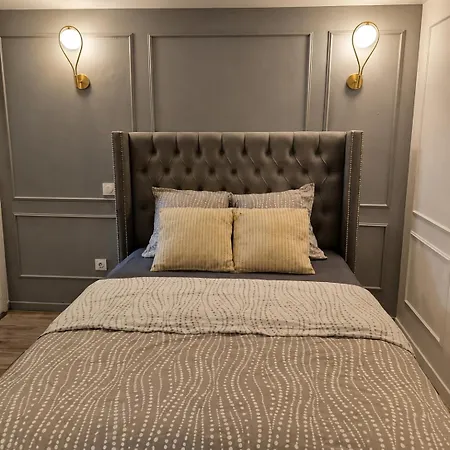 Romantique Avec Jacuzzi Et Cinema Pres De Paris Apartment *