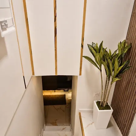 Romantique Avec Jacuzzi Et Cinema Pres De Paris Apartment